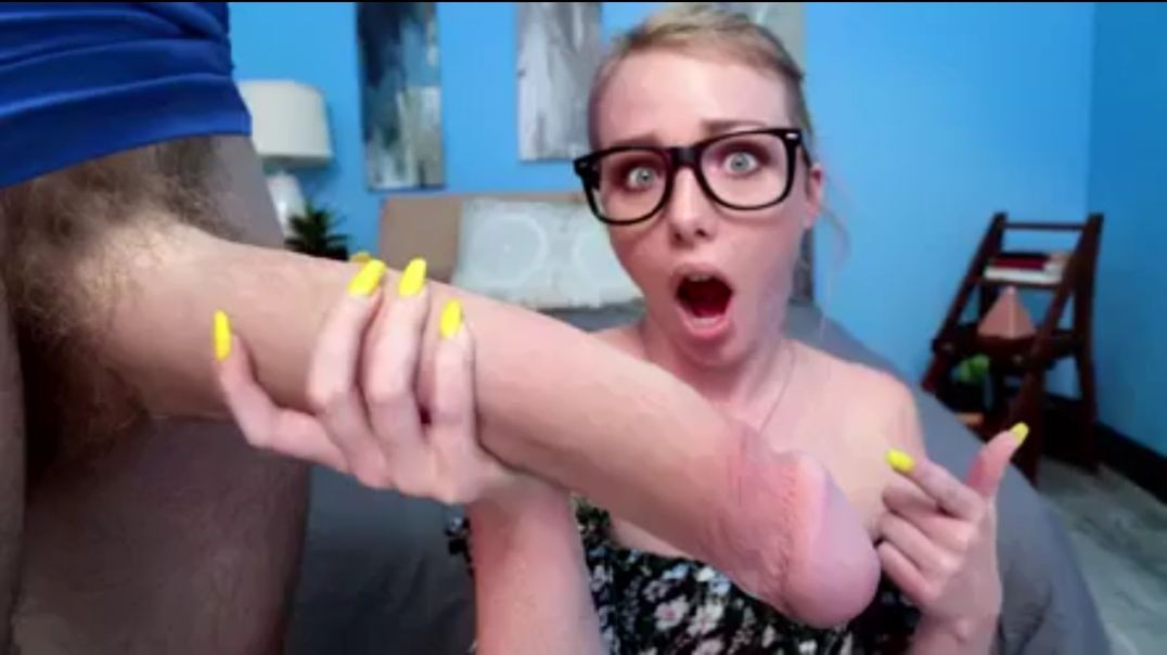 Hot sexy girl fucking hardly 🤤