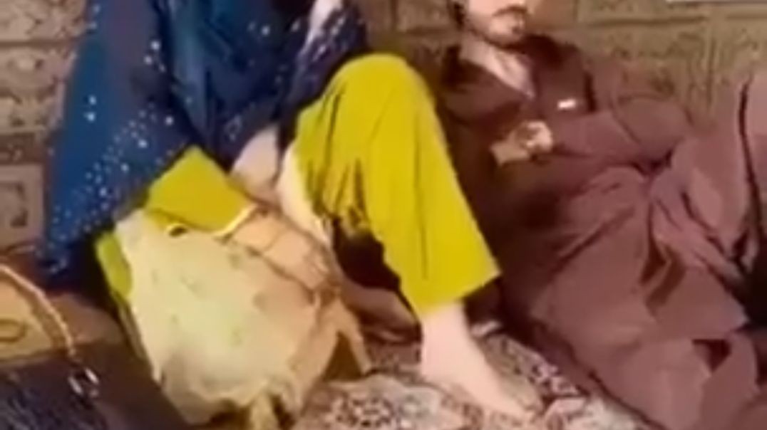 Paki girl fucked in his room