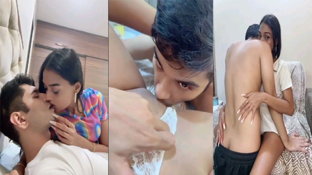 Super Horny Babe Kissing Boobs Sucking & Pussy Licking Sucking Dick